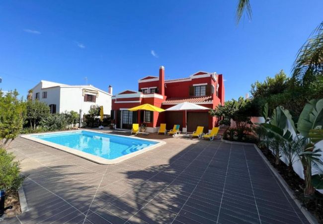 Villa/Dettached house in Faro - Villa Sunshine | 5 Bedrooms | Sunny | Faro