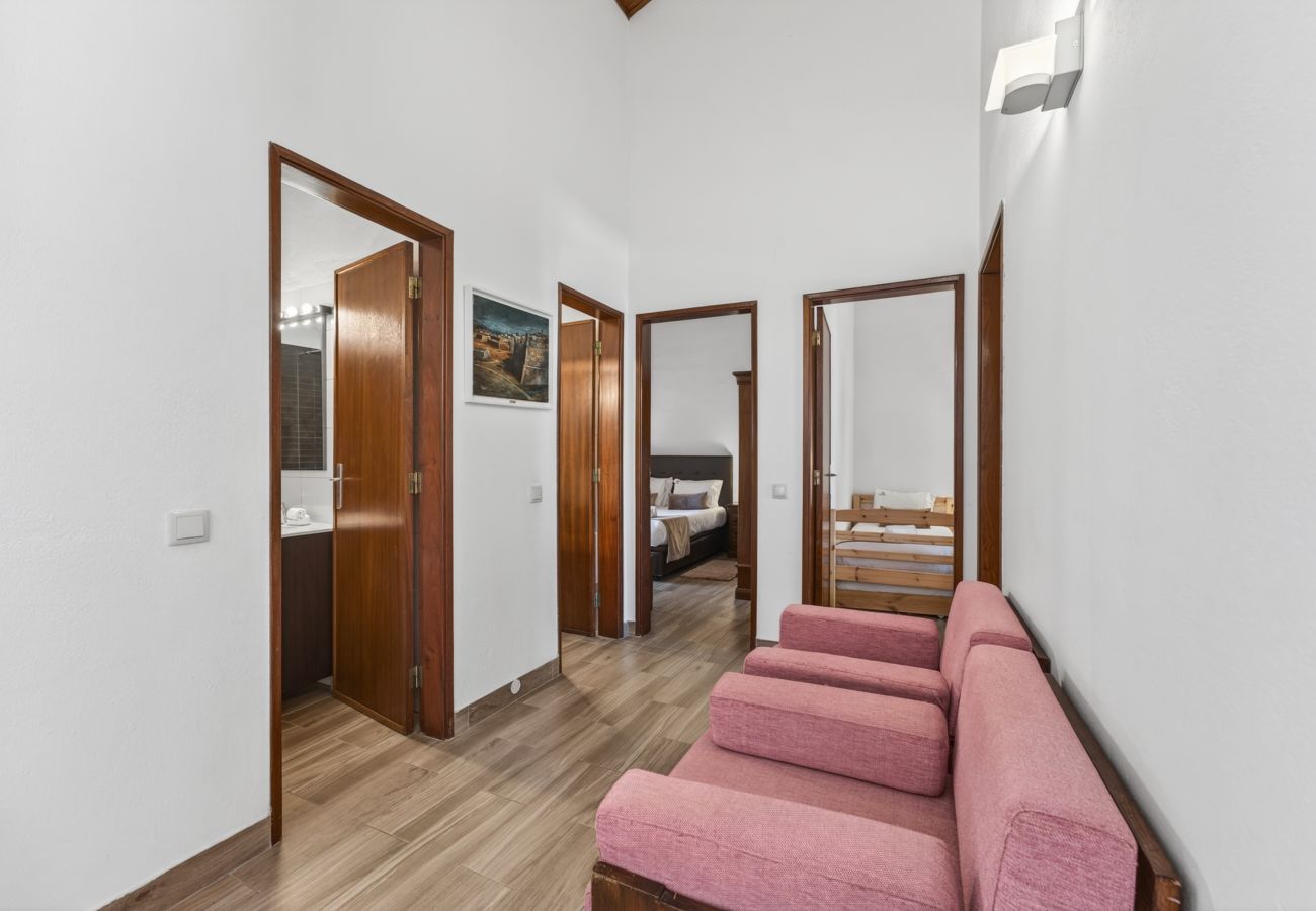 House in Albufeira - Casa da Aldeia | 4 Bedrooms | Next to Pine Cliffs | Olhos de Água