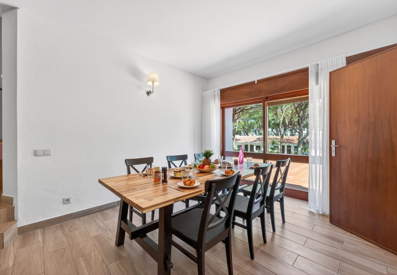 House in Albufeira - Casa da Aldeia | 4 Bedrooms | Next to Pine Cliffs | Olhos de Água