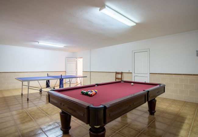 Villa in Albufeira - Villa Iris | 5 Bedrooms | Premium | Galé Villa in Albufeira - Villa Iris | 5 Bedrooms | Premium | Galé