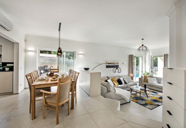 Villa in Quinta do Lago - Villa Ponti Villa in Quinta do Lago - Villa Ponti