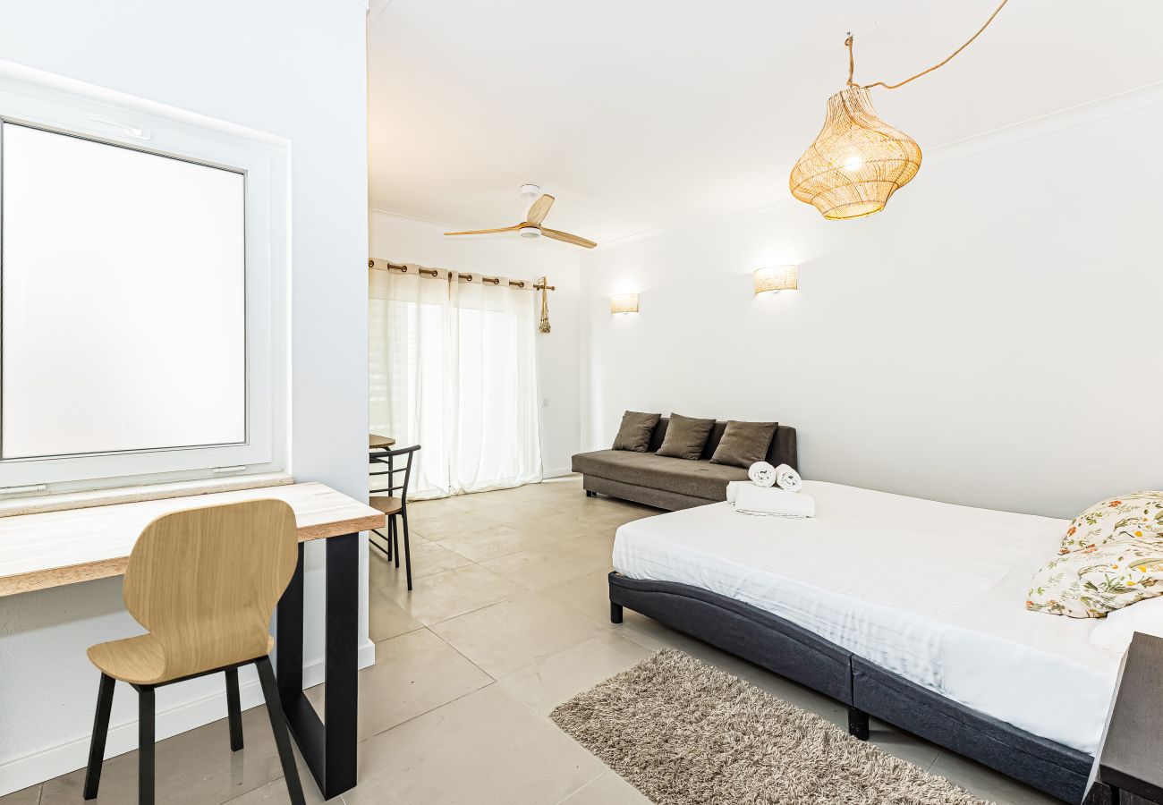 Villa in Lagos - Chilling in Lagos: Location | Pool | BBQ | Friends 