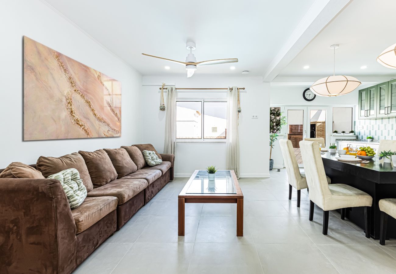 Villa in Lagos - Chilling in Lagos: Location | Pool | BBQ | Friends 