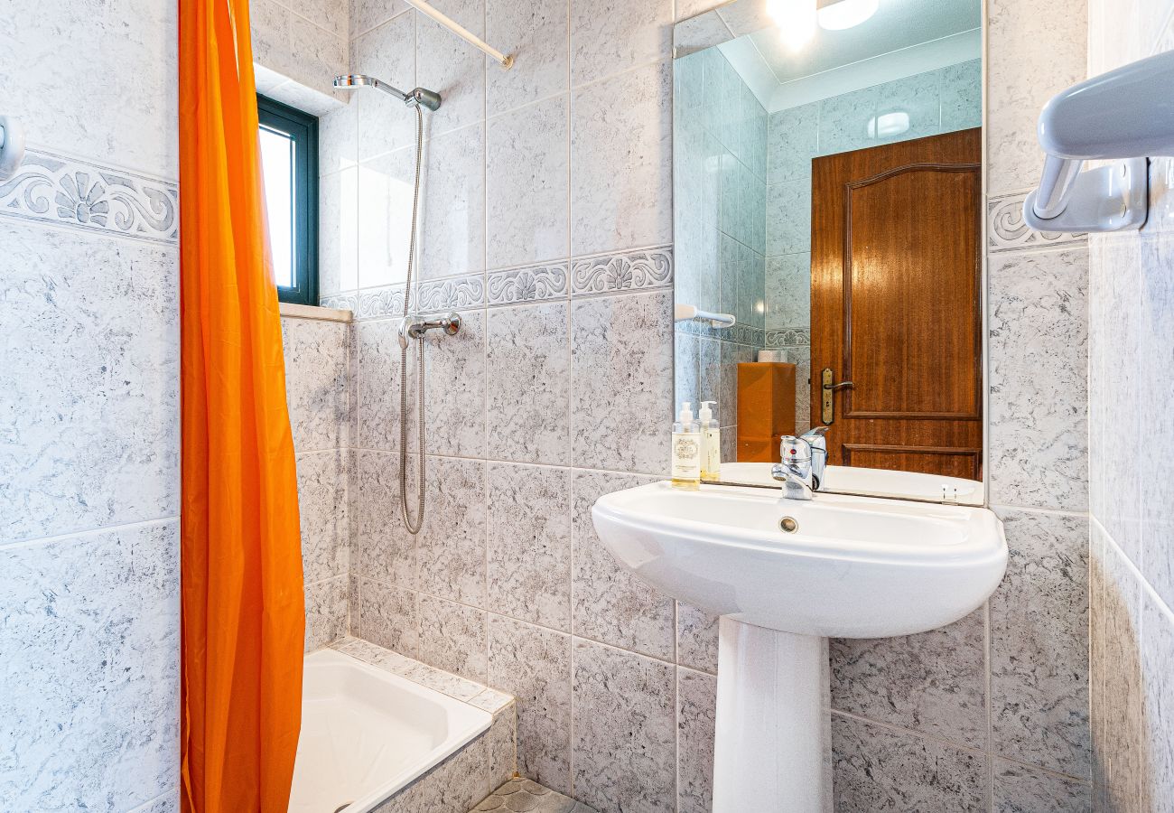 Apartment in Lagos - Lagos: Sea View | Near the City Center | AC