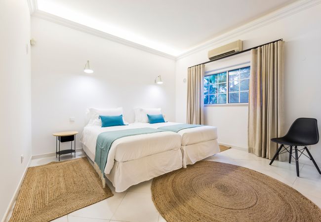 Villa in Vale do Lobo - Villa Solseta Villa in Vale do Lobo - Villa Solseta