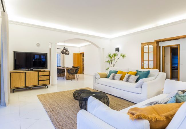 Villa in Vale do Lobo - Villa Solseta Villa in Vale do Lobo - Villa Solseta