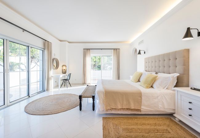 Villa in Vale do Lobo - Villa Solseta Villa in Vale do Lobo - Villa Solseta