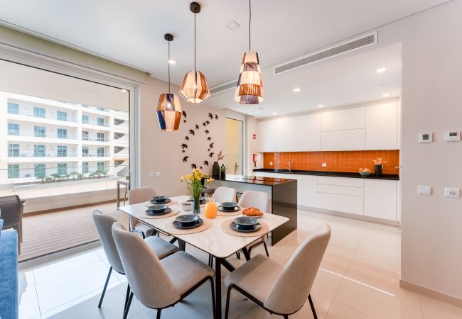 Apartment in Lagos - Edifício Adega: Near the Marina, City Center and Beach Apartment in Lagos - Edifício Adega: Near the Marina, City Center and Beach