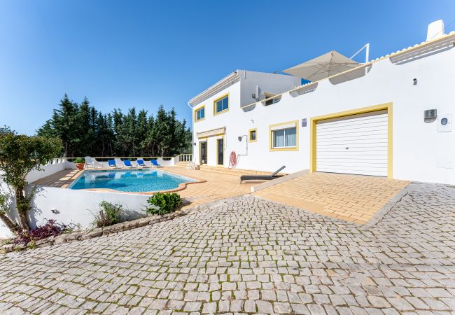 House in Santa Bárbara de Nexe - Casa Federica | 4 Bedrooms | Magnific Views | Loulé  House in Santa Bárbara de Nexe - Casa Federica | 4 Bedrooms | Magnific Views | Loulé