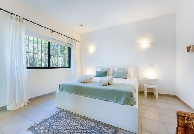 House in Santa Bárbara de Nexe - Casa Federica | 4 Bedrooms | Magnific Views | Loulé  House in Santa Bárbara de Nexe - Casa Federica | 4 Bedrooms | Magnific Views | Loulé