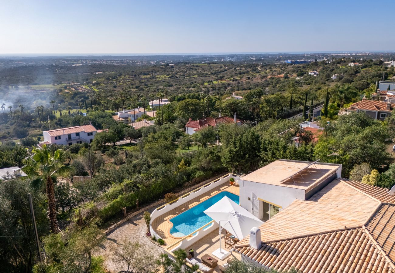 House in Santa Bárbara de Nexe - Casa Federica | 4 Bedrooms | Magnific Views | Loulé 