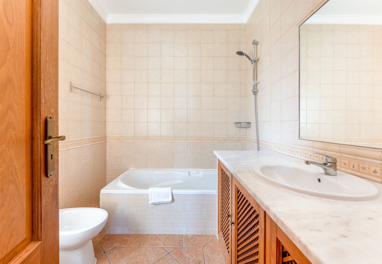 Villa in Albufeira - Villa Castelo | 4 Bedrooms | Castelo Beach | Galé