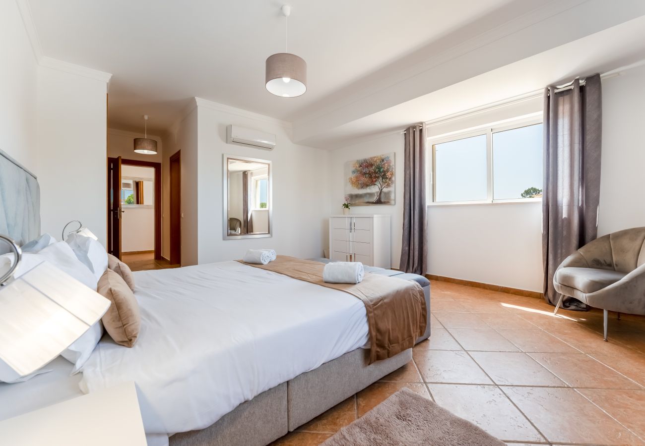 Villa in Albufeira - Villa Castelo | 4 Bedrooms | Castelo Beach | Galé