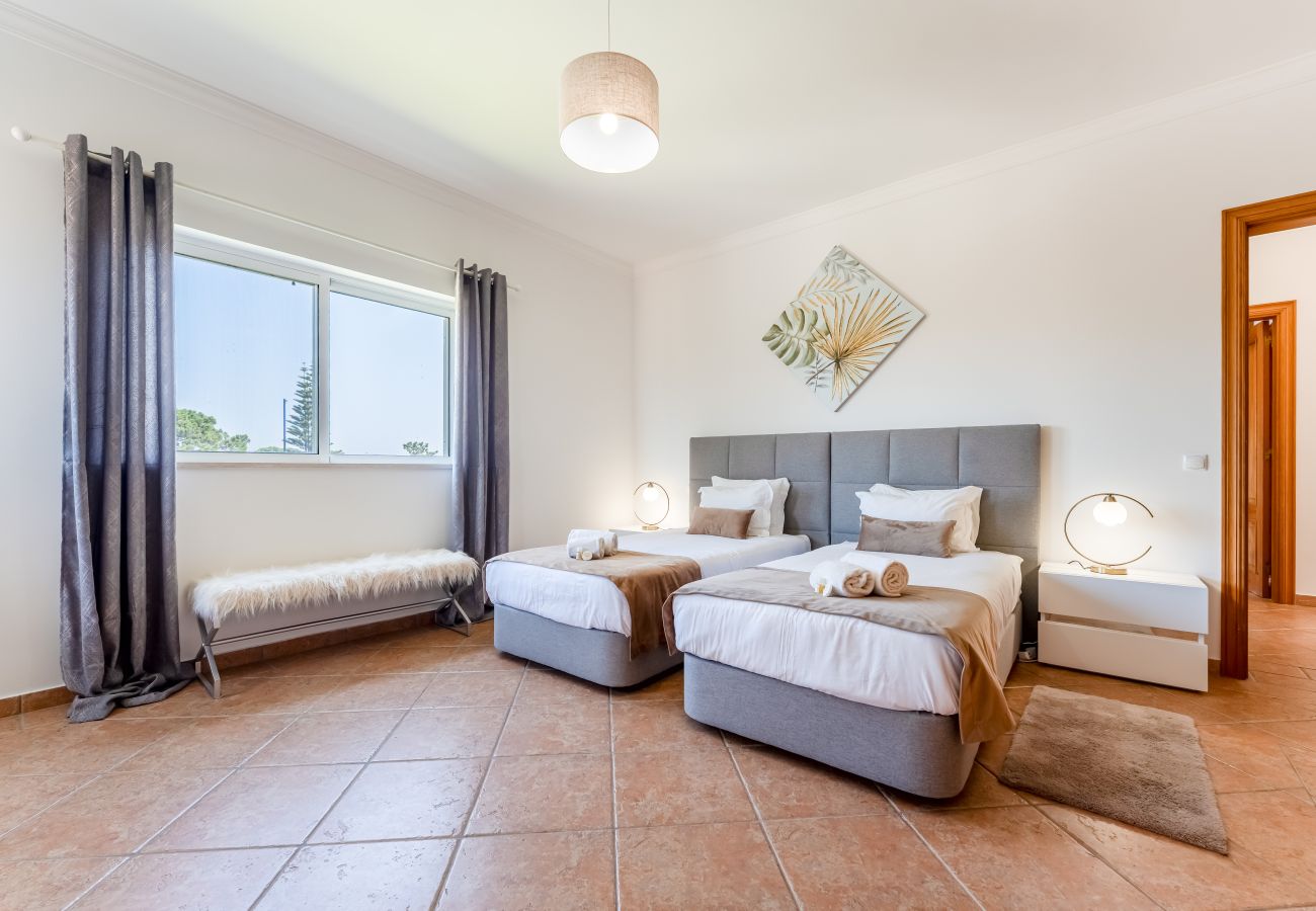 Villa in Albufeira - Villa Castelo | 4 Bedrooms | Castelo Beach | Galé