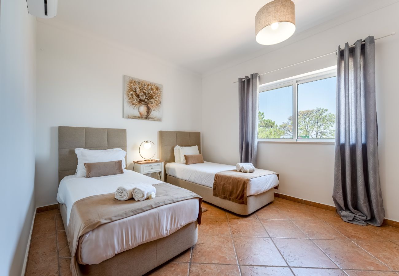 Villa in Albufeira - Villa Castelo | 4 Bedrooms | Castelo Beach | Galé