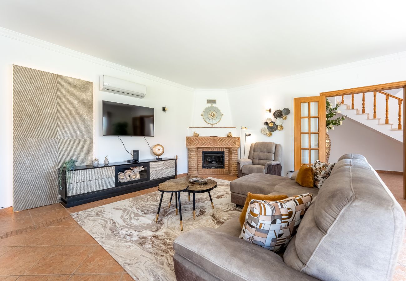 Villa in Albufeira - Villa Castelo | 4 Bedrooms | Castelo Beach | Galé