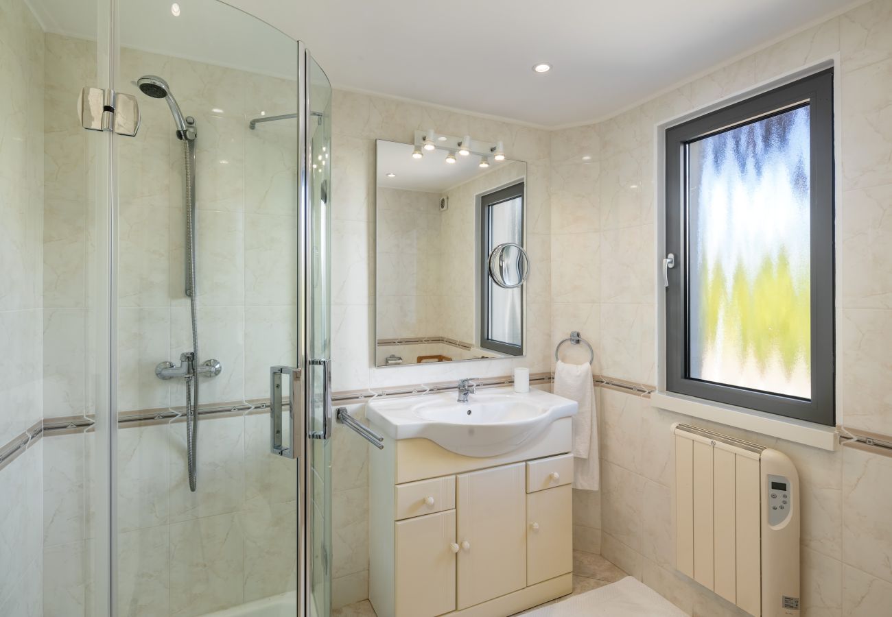 Villa in Almancil - Villa Lakeside Villa in Almancil - Villa Lakeside