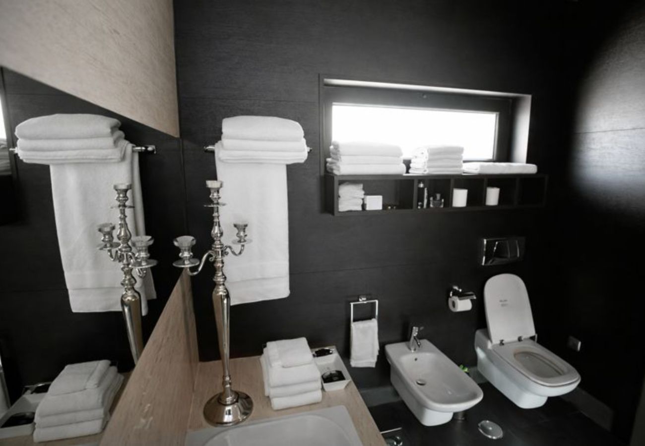 Apartment in Albufeira - Penthouse Grand Noir | Outdoor Jacuzzi | Near the Strip