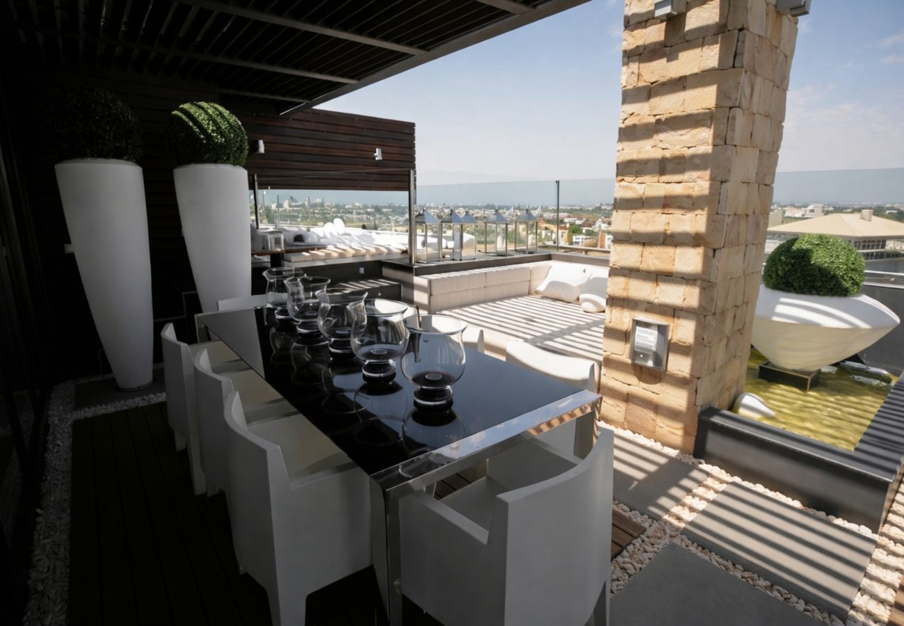 Apartment in Albufeira - Penthouse Grand Noir | Outdoor Jacuzzi | Near the Strip