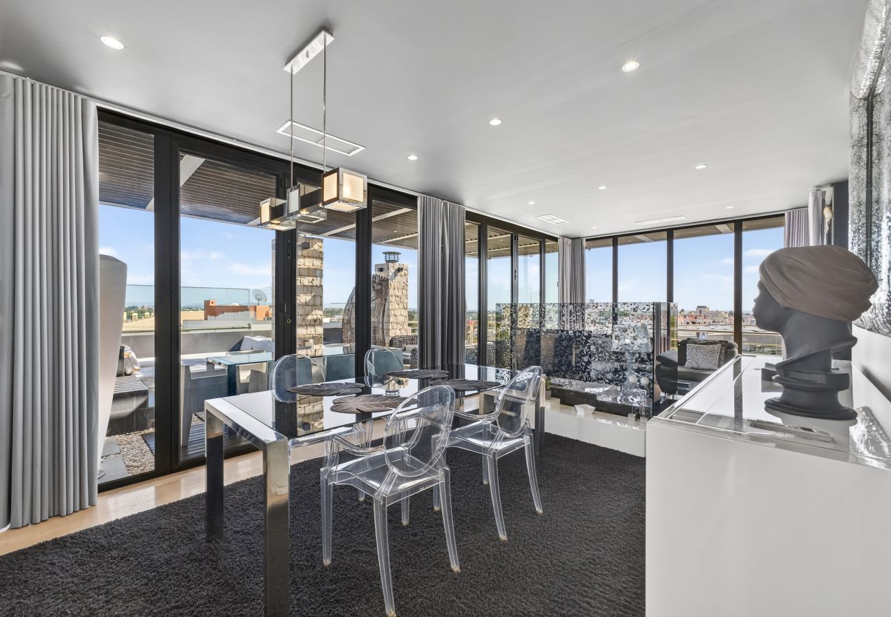 Apartment in Albufeira - Penthouse Grand Noir | Outdoor Jacuzzi | Near the Strip