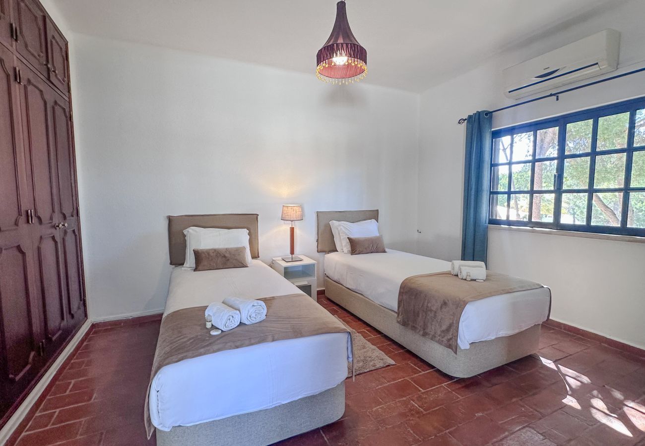 House in Olhos D´Água - Casa 19 | 3 bedrooms | Near the beach | Olhos de Água