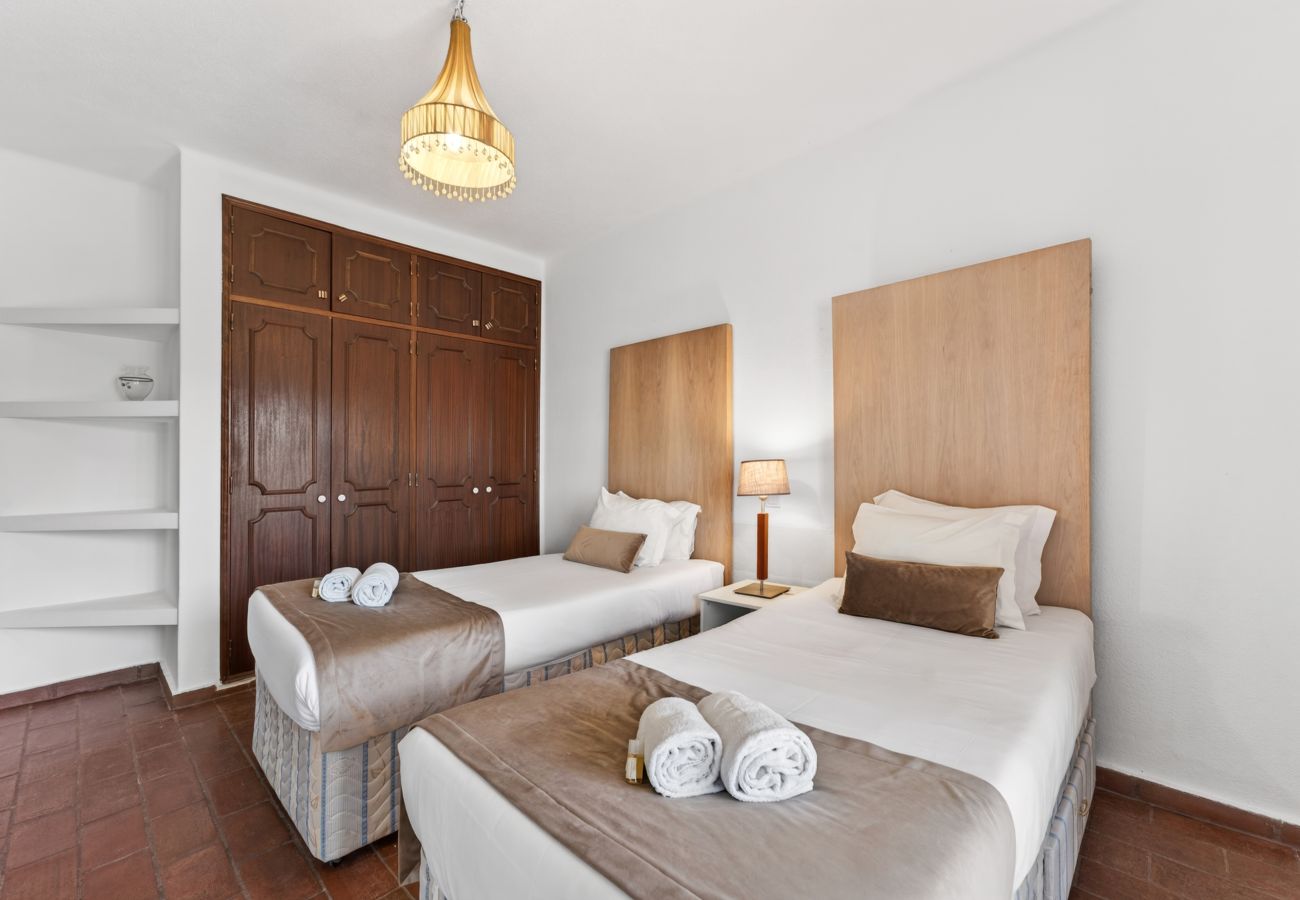 House in Olhos D´Água - Casa 19 | 3 bedrooms | Near the beach | Olhos de Água