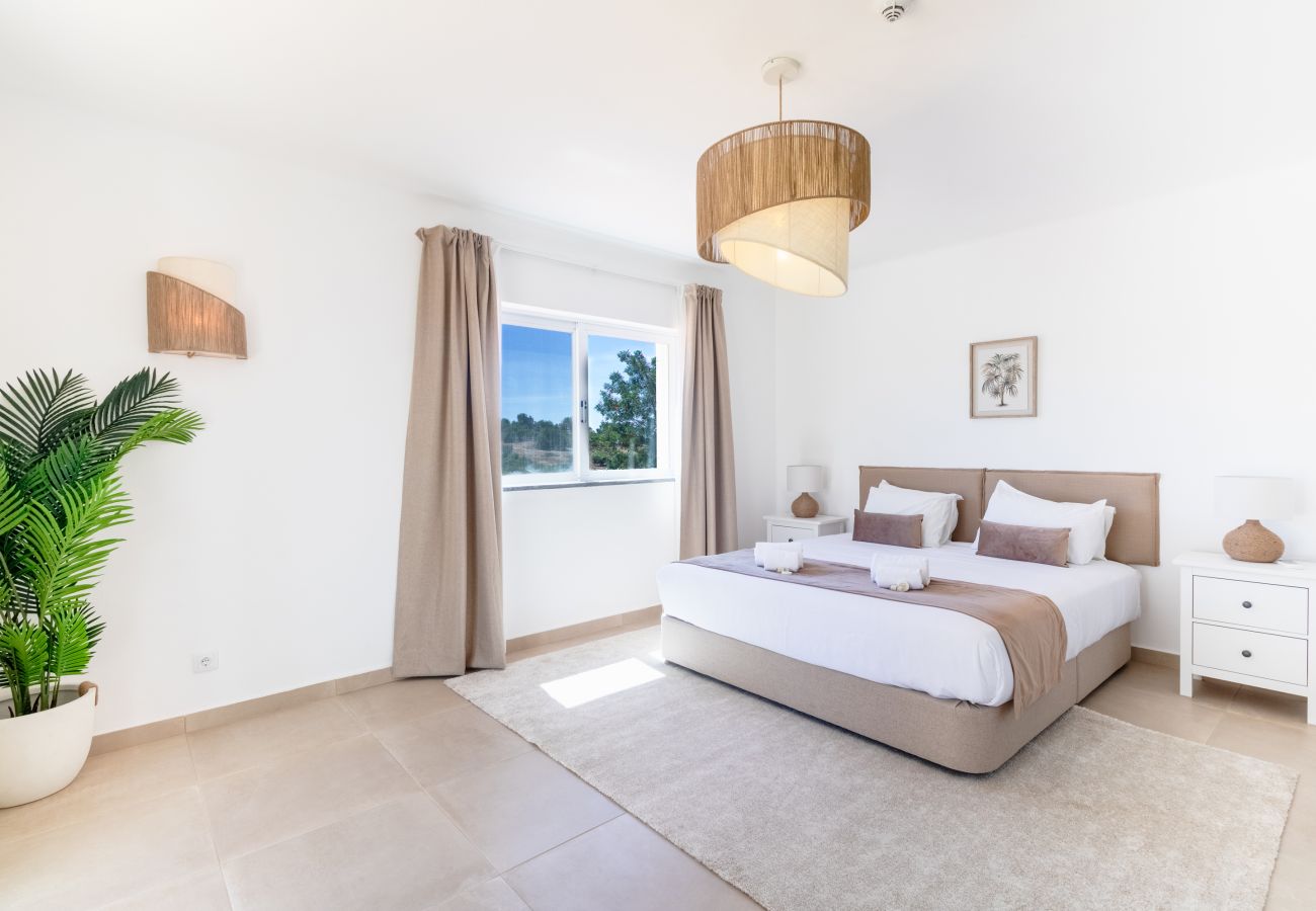 Villa in Carvoeiro - Villa Ursa | 6 bedrooms | Jacuzzi | Benagil
