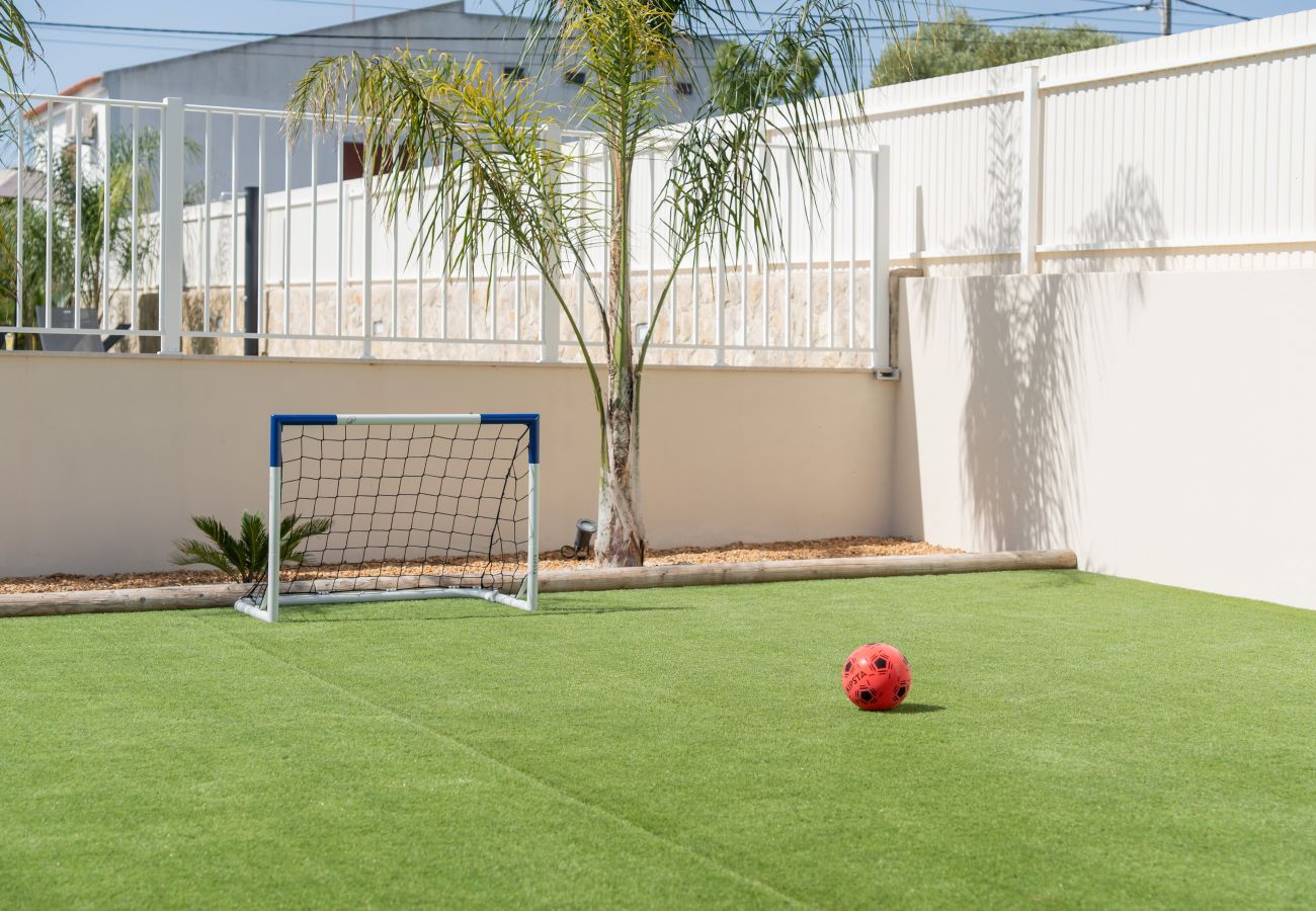 Villa in Boliqueime - Villa Citrus | 4 bedrooms | New | Private Pool