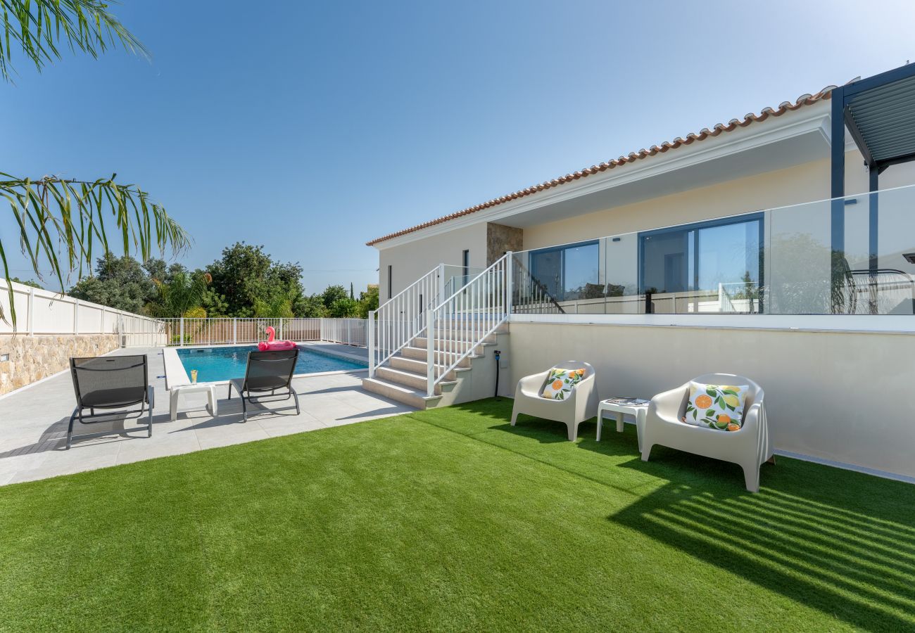 Villa in Boliqueime - Villa Citrus | 4 bedrooms | New | Private Pool