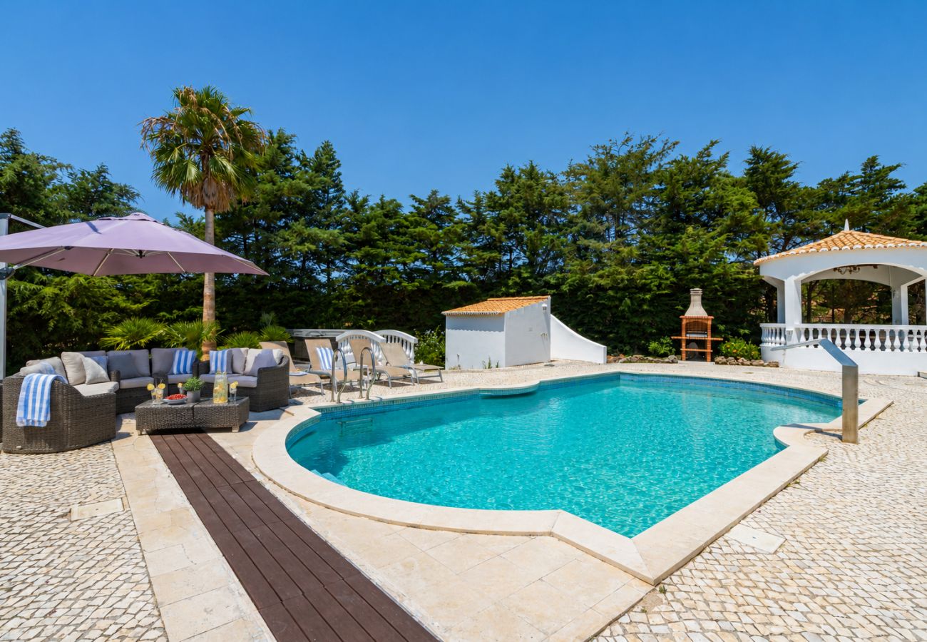 Villa in Carvoeiro - Villa Paraiso | 6 bedrooms | Jacuzzi | Carvoeiro