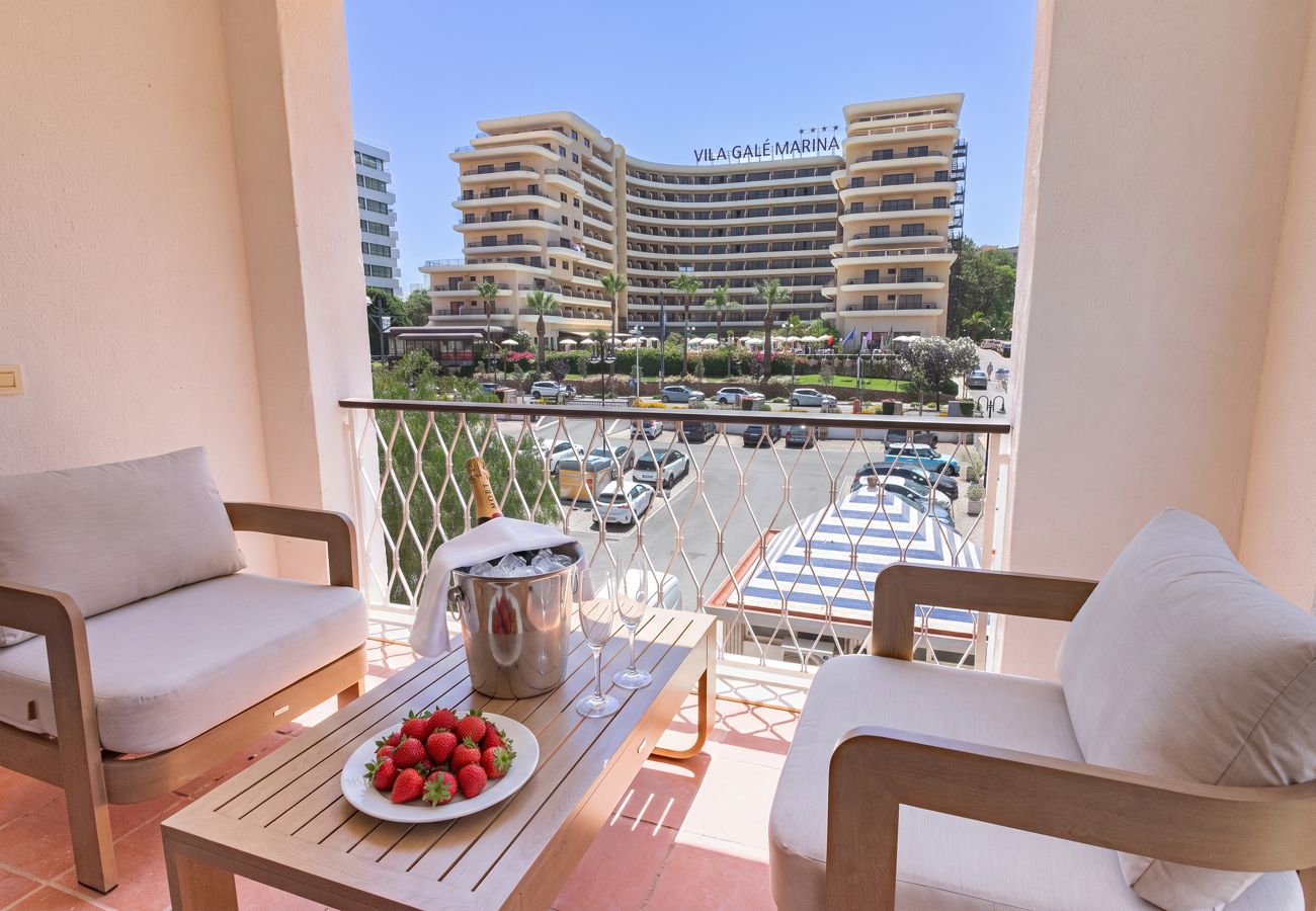 Apartment in Vilamoura - Apartamento Vintage | 4 bedrooms | Vilamoura Marina