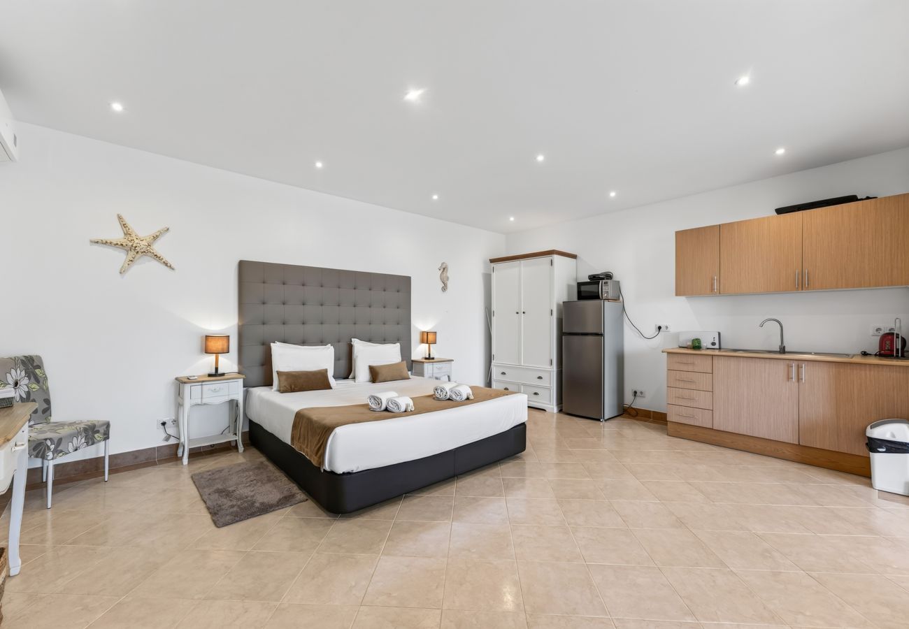 Villa in Lagoa - Quinta dos Loendros |  9 bedrooms | Carvoeiro | Jacuzzi