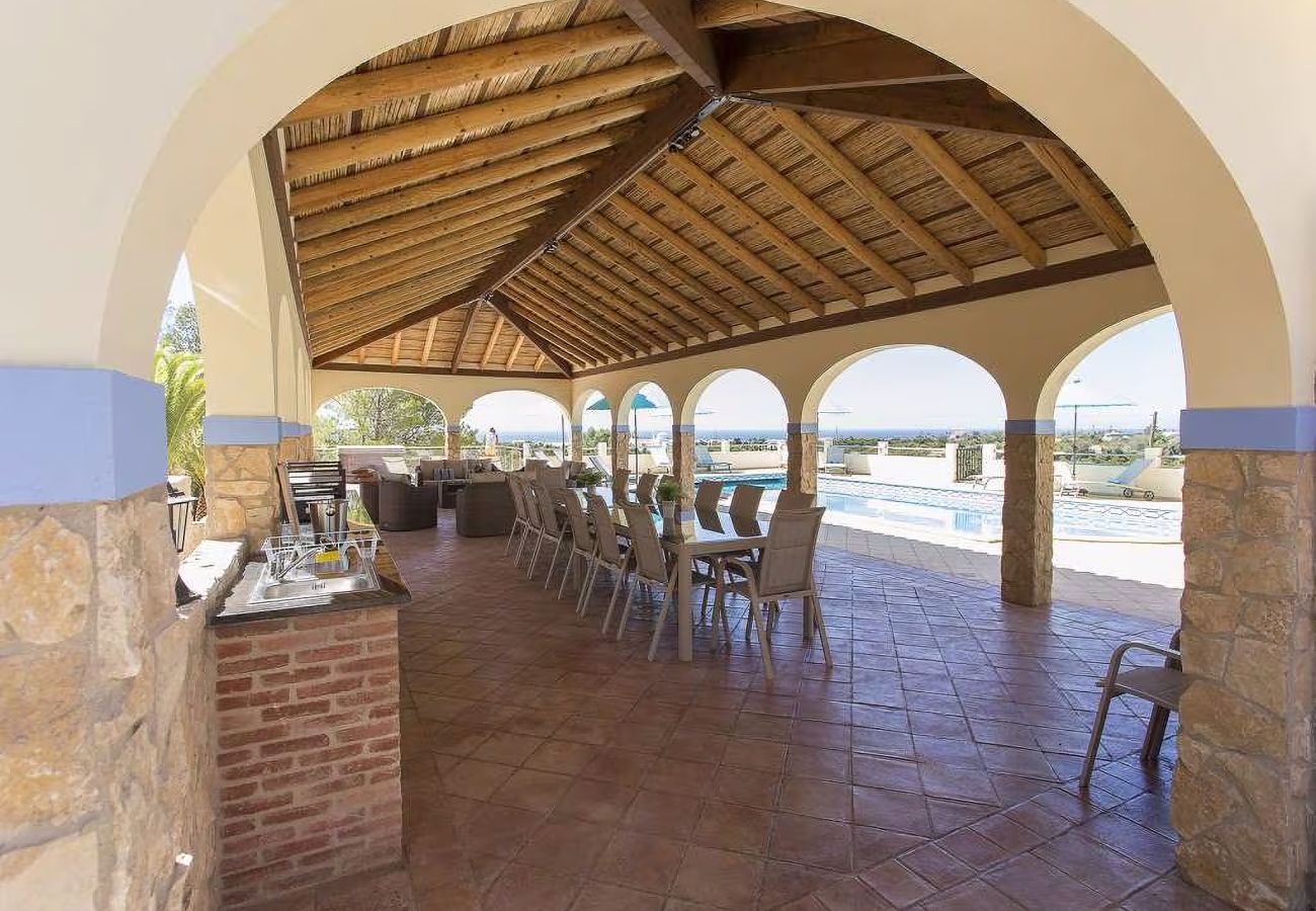 Villa in Lagoa - Quinta dos Loendros |  9 bedrooms | Carvoeiro | Jacuzzi