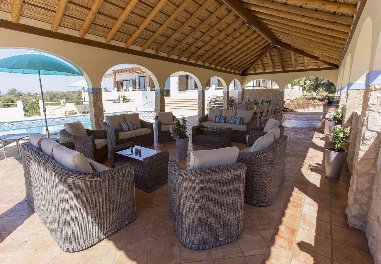 Villa in Lagoa - Quinta dos Loendros |  9 bedrooms | Carvoeiro | Jacuzzi